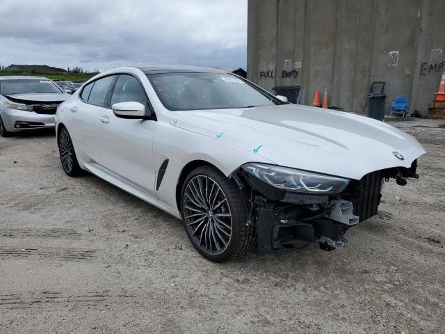 WBAGV8C09NCG94008 - 2022 BMW M850XI WHITE photo 4