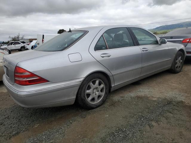 WDBNG70J1YA102334 - 2000 MERCEDES-BENZ S 430 SILVER photo 3