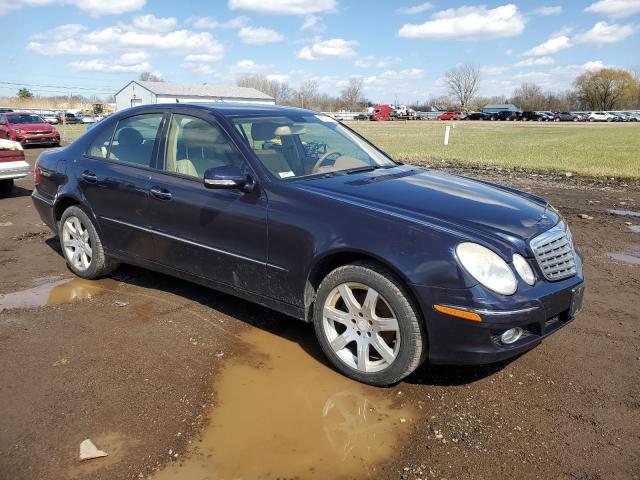 WDBUF87X98B194236 - 2008 MERCEDES-BENZ E 350 4MATIC BLUE photo 4