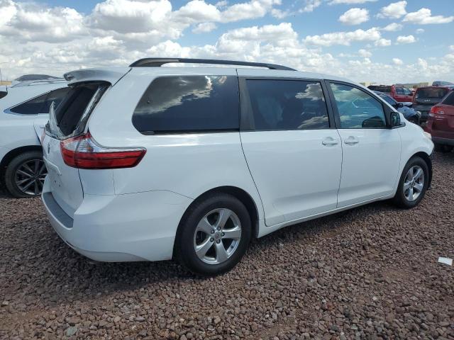 5TDKK3DC5FS610118 - 2015 TOYOTA SIENNA LE WHITE photo 3