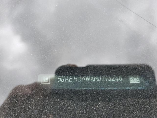 5GAERBKW8KJ193246 - 2019 BUICK ENCLAVE ESSENCE ნაცრისფერი ფოტო 13