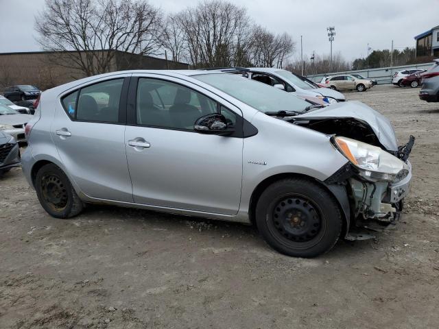 JTDKDTB32C1526490 - 2012 TOYOTA PRIUS C SILVER photo 4