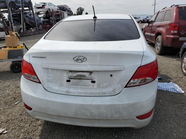 KMHCT4AE1GU092322 - 2016 HYUNDAI ACCENT SE WHITE photo 6