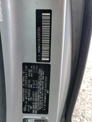 KNDMA5C19L6597263 - 2020 KIA SEDONA L SILVER photo 13