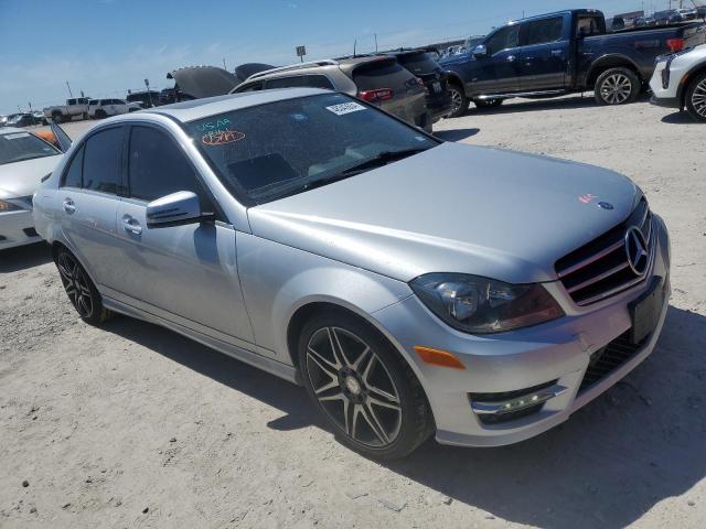 WDDGF4HB3ER319914 - 2014 MERCEDES-BENZ C 250 SILVER photo 4