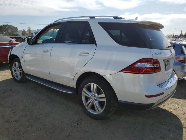 4JGDA5HB7CA093109 - 2012 MERCEDES-BENZ ML 350 4MATIC WHITE photo 2