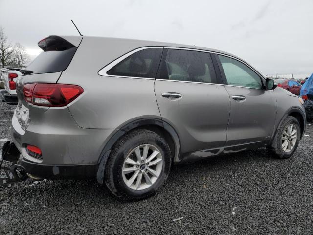 5XYPGDA39KG459292 - 2019 KIA SORENTO L GRAY photo 3