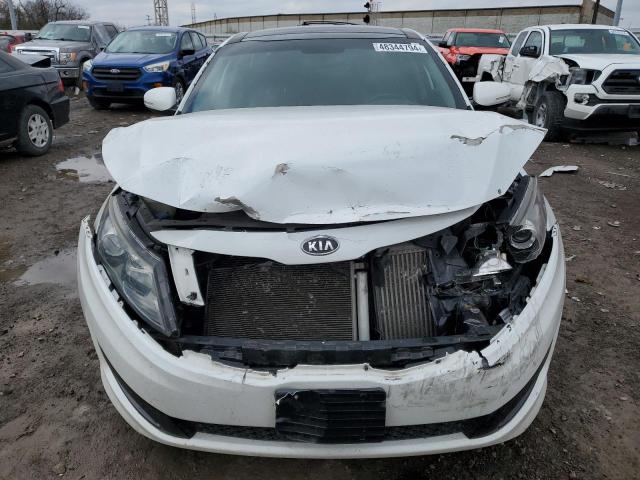 5XXGR4A63CG008191 - 2012 KIA OPTIMA SX WHITE photo 5