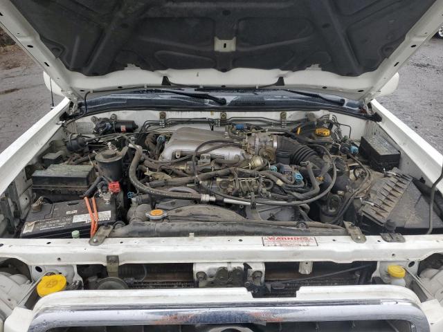 JN8DR09Y11W576411 - 2001 NISSAN PATHFINDER LE 白色 照片 12