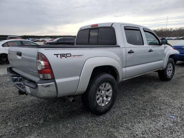 3TMJU4GN3BM121395 - 2011 TOYOTA TACOMA DOUBLE CAB PRERUNNER SILVER photo 3