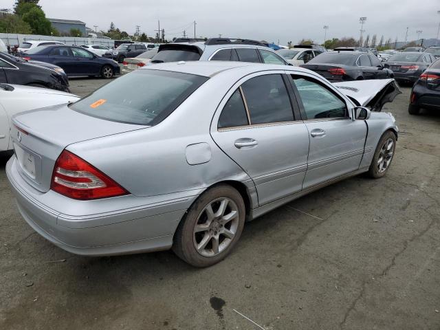 WDBRF54H87F837541 - 2007 MERCEDES-BENZ C 280 SILVER photo 3