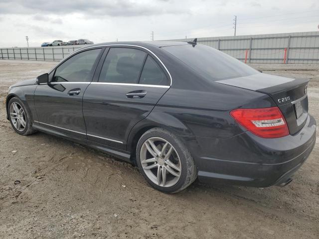 WDDGF4HBXDR270418 - 2013 MERCEDES-BENZ C 250 BLACK photo 2