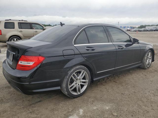 WDDGF4HBXDR270418 - 2013 MERCEDES-BENZ C 250 BLACK photo 3