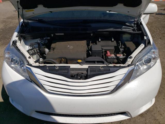 5TDKK3DC1GS725820 - 2016 TOYOTA SIENNA LE WHITE photo 12