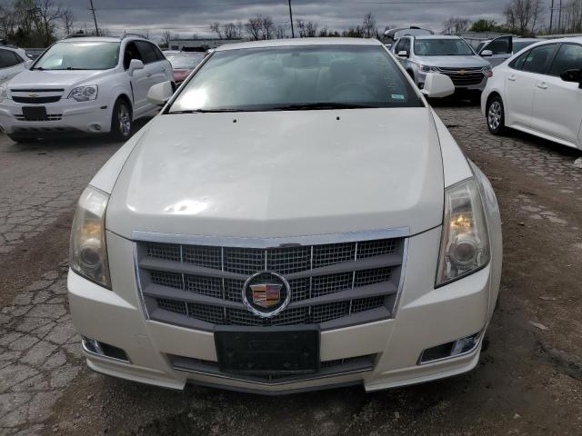 1G6DL1ED2B0136677 - 2011 CADILLAC CTS PERFORMANCE COLLECTION WHITE photo 5