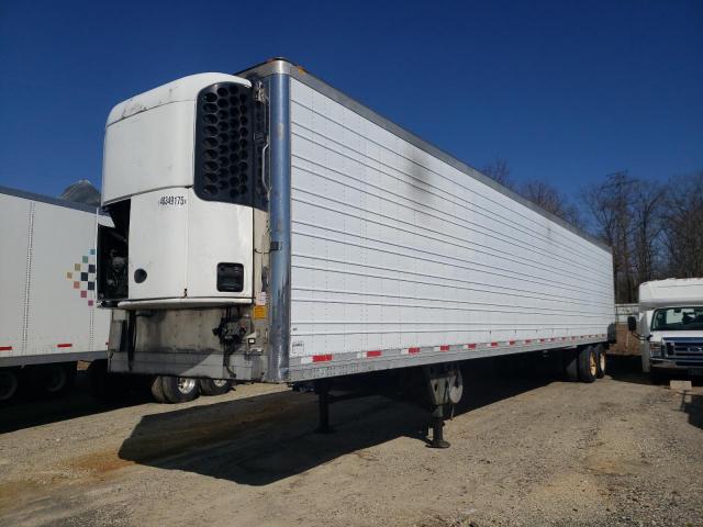 1UYVS2538AU075023 - 2010 UTILITY VS2RA WHITE photo 2