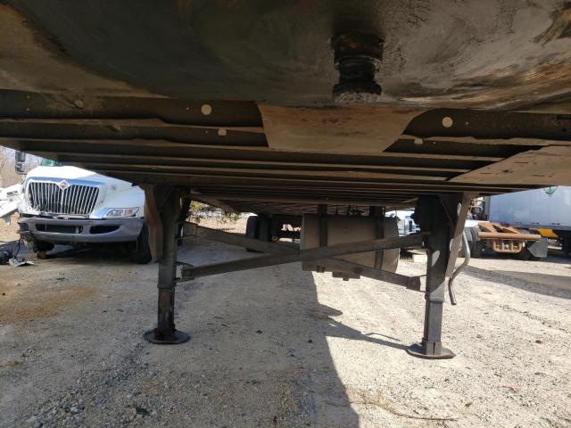 1UYVS2538AU075023 - 2010 UTILITY VS2RA WHITE photo 9