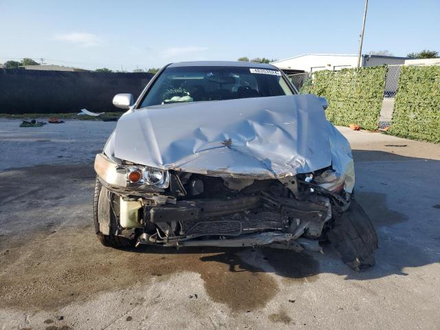 JH4CL96884C043493 - 2004 ACURA TSX SILVER photo 5