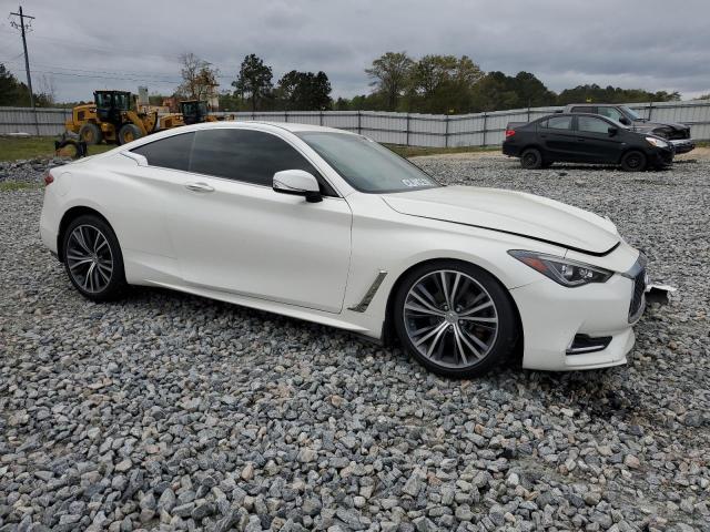 JN1EV7EKXHM361396 - 2017 INFINITI Q60 PREMIUM WHITE photo 4