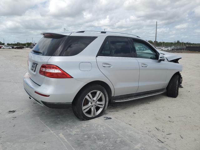 4JGDA5HB6EA344043 - 2014 MERCEDES-BENZ ML 350 4MATIC SILVER photo 3