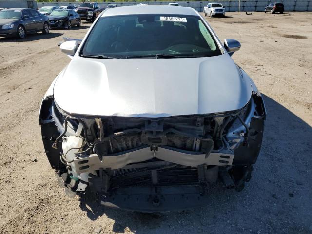 1G4ZR5SSXJU138384 - 2018 BUICK LACROSSE PREMIUM SILVER photo 5