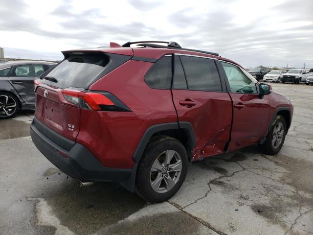 2T3P1RFV3NW248815 - 2022 TOYOTA RAV4 XLE RED photo 3