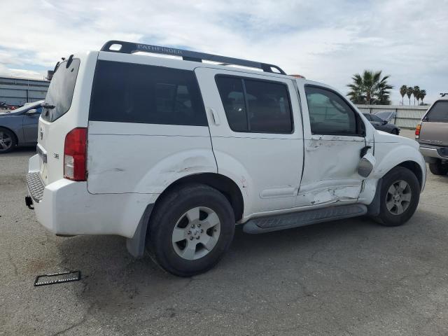 5N1AR18U36C603597 - 2006 NISSAN PATHFINDER LE WHITE photo 3