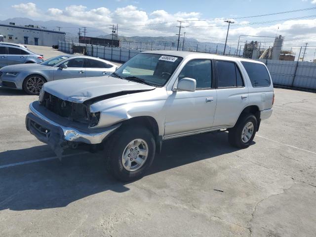 JT3GN86R520227843 - 2002 TOYOTA 4RUNNER SR5 SILVER photo 1