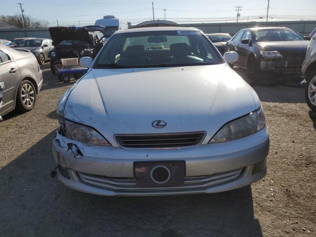 JT8BF28G9Y0267782 - 2000 LEXUS ES 300 WHITE photo 5