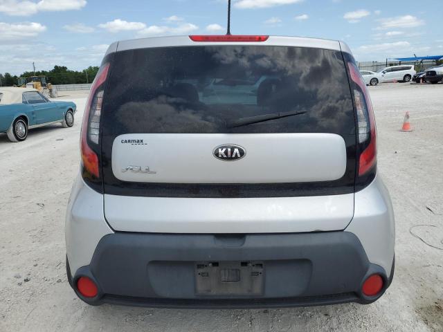 KNDJN2A29E7703595 - 2014 KIA SOUL SILVER photo 6