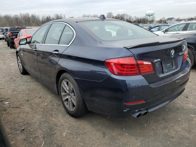 WBAXH5C53DDW13043 - 2013 BMW 528 XI BLUE photo 2