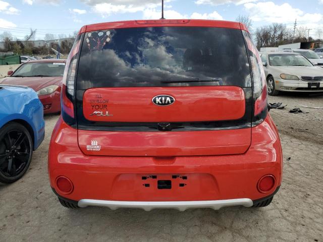 KNDJP3A59J7510674 - 2018 KIA SOUL + RED photo 6