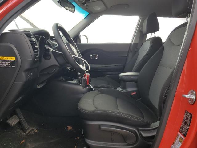 KNDJP3A59J7510674 - 2018 KIA SOUL + RED photo 7