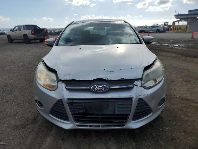 1FADP3K21EL307167 - 2014 FORD FOCUS SE SILVER photo 5