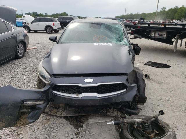 3KPF24AD7KE066374 - 2019 KIA FORTE FE GRAY photo 5