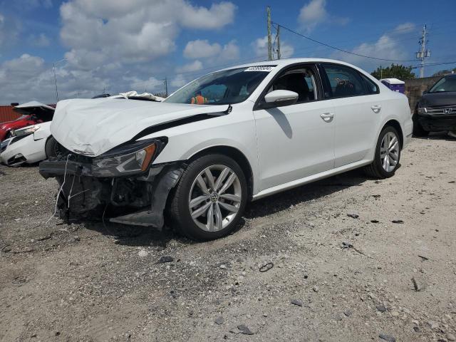 1VWLA7A37KC002726 - 2019 VOLKSWAGEN PASSAT WOLFSBURG WHITE photo 1