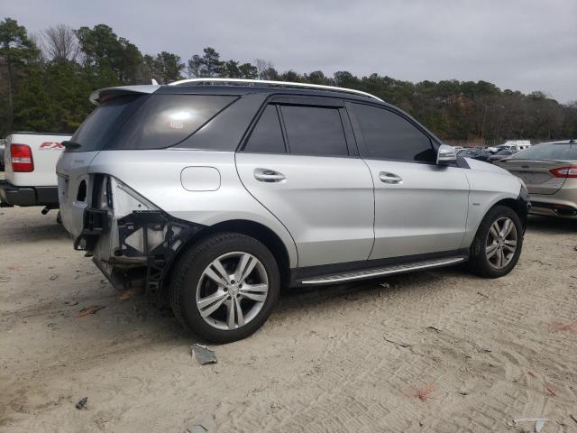 4JGDA5HB1CA077407 - 2012 MERCEDES-BENZ ML 350 4MATIC SILVER photo 3