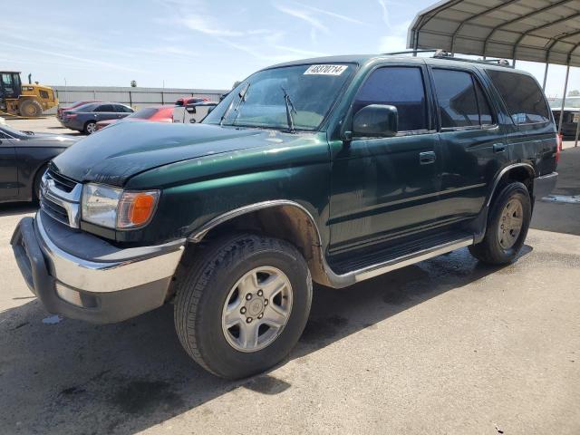 2001 TOYOTA 4RUNNER SR5, 