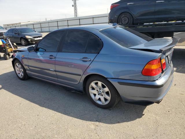 WBAAZ33414KP85534 - 2004 BMW 325 IS SULEV BLUE photo 2