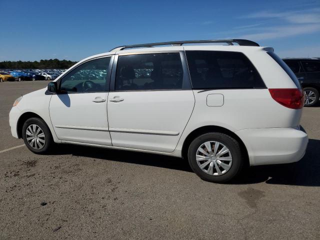 5TDZK23C27S019370 - 2007 TOYOTA SIENNA CE WHITE photo 2