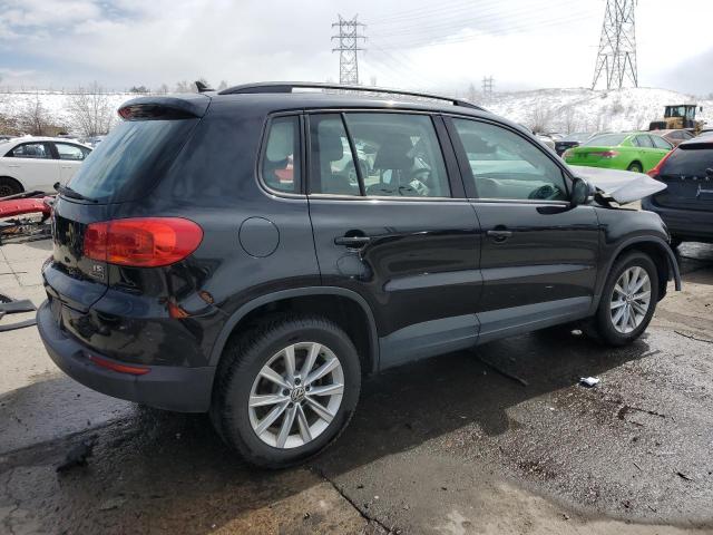 WVGBV7AX3JK003992 - 2018 VOLKSWAGEN TIGUAN LIM BLACK photo 3