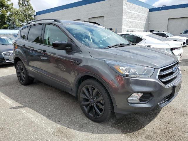 1FMCU0GD8JUA24157 - 2018 FORD ESCAPE SE BLACK photo 4