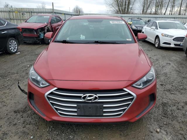 5NPD84LF5HH061943 - 2017 HYUNDAI ELANTRA SE RED photo 5