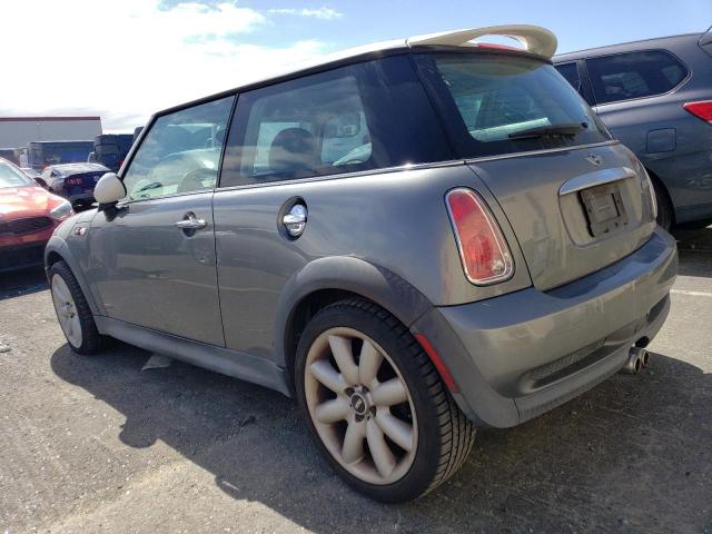 WMWRE33586TJ48421 - 2006 MINI COOPER S GRAY photo 2