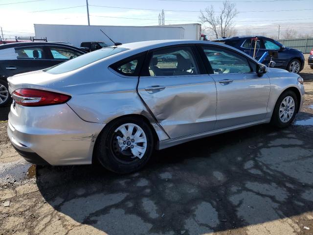 3FA6P0G78KR231049 - 2019 FORD FUSION S SILVER photo 3