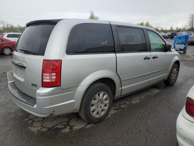 2A8HR44H48R727426 - 2008 CHRYSLER TOWN & COU LX SILVER photo 3