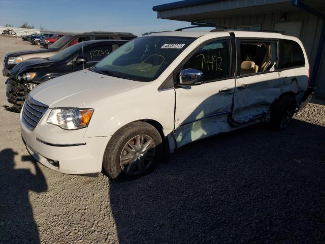 2A4RR7DX5AR366938 - 2010 CHRYSLER TOWN & COU LIMITED WHITE photo 1
