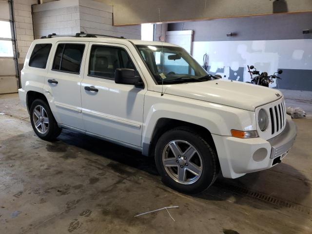 1J8FF48W77D317021 - 2007 JEEP PATRIOT LIMITED WHITE photo 4