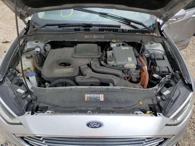 3FA6P0RU7JR143501 - 2018 FORD FUSION TITANIUM/PLATINUM HEV SILVER photo 11