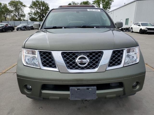 5N1AR18U85C708909 - 2005 NISSAN PATHFINDER LE 绿色 照片 5